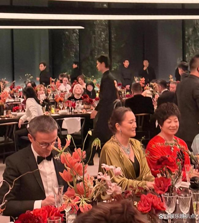 巩俐出席卡地亚晚宴