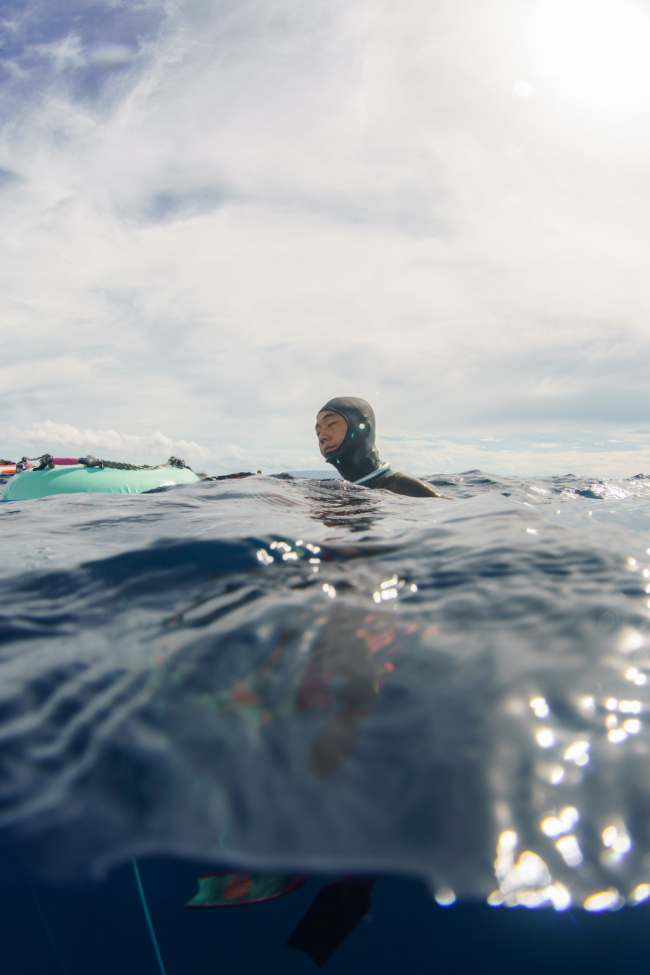 在海下百米感受“活著”的人