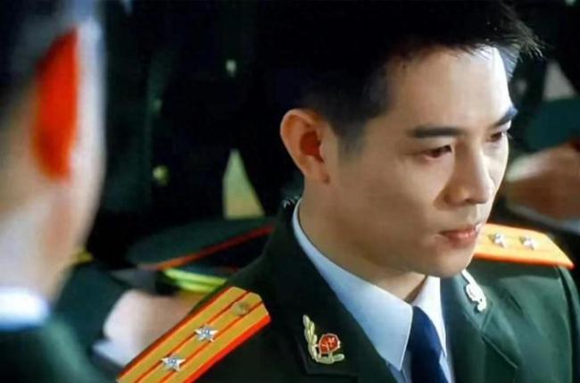 李连杰近期变年轻引发热议