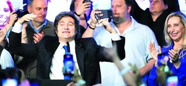 米莱获400亿美元援助 选举背后的资本博弈