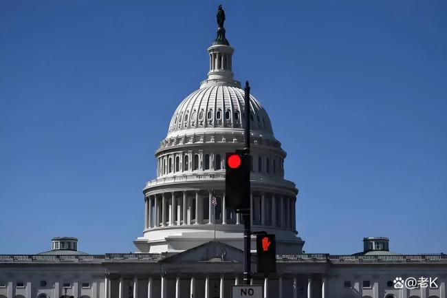 美参院同意结束政府关门里的两个细节 短期纾困与长期博弈并存