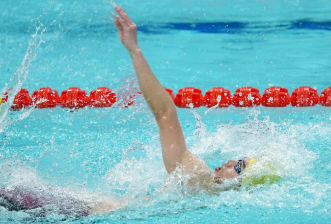 徐嘉余夺全运会男子100米仰泳金牌 浙江队闪耀赛场