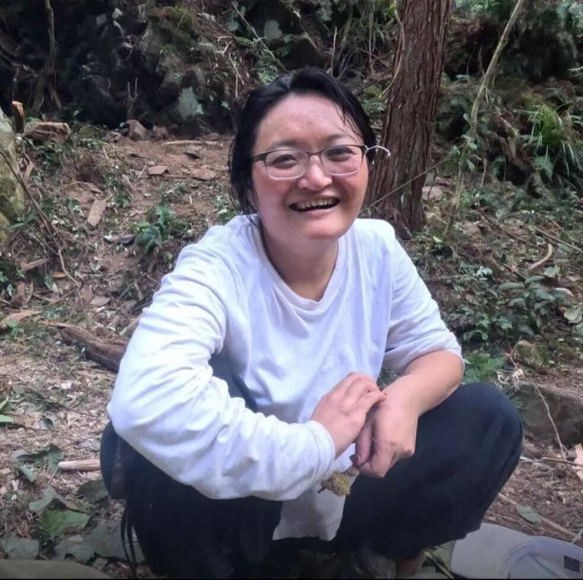 保险女销售荒野求生瘦29斤 挑战自我极限