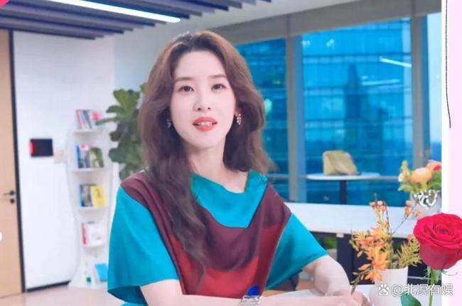 章泽天尽量每天7点起床 VOGUE新任客座总监的日常