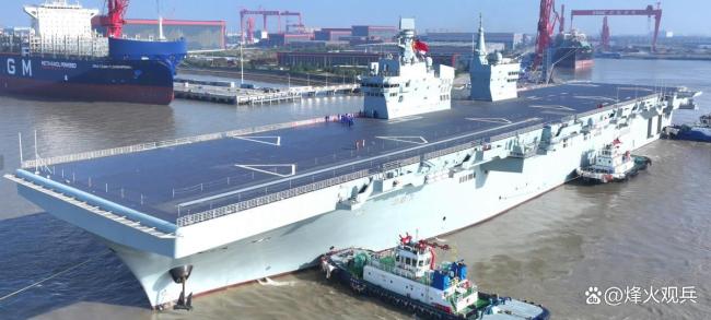 076四川舰能搭载多少舰载机 载机能力全面拓展