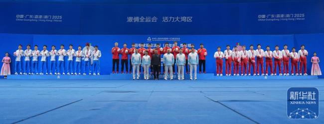 江苏队全运会羽毛球男团金牌