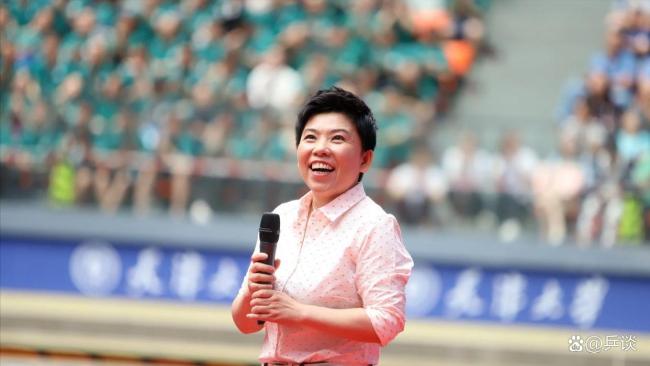 邓亚萍锐评樊振东:他浑身都是球