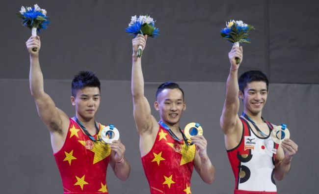有坚持、有热爱、还有共同的未来与期待 体坛老将与新星共铸辉煌