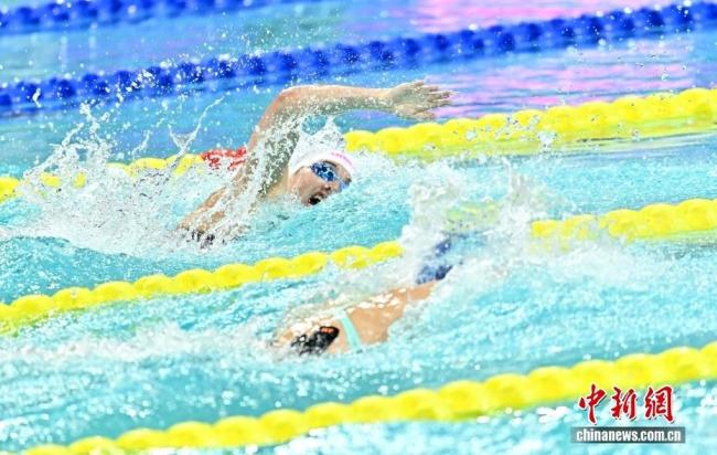 何诗蓓获全运会100米自由泳金牌 香港之光闪耀赛场