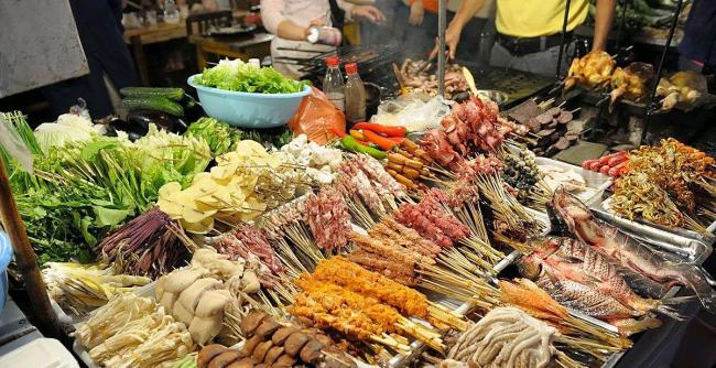 婚宴饮酒后猝死男子家属获赔12万 法院判决责任分担