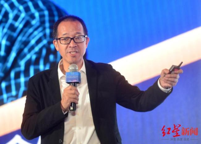 俞敏洪连发10条南极游视频 南极信件引发员工热议