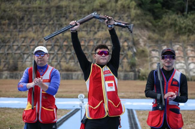 齐迎斩获射击男子飞碟多向金牌 全运会精彩瞬间