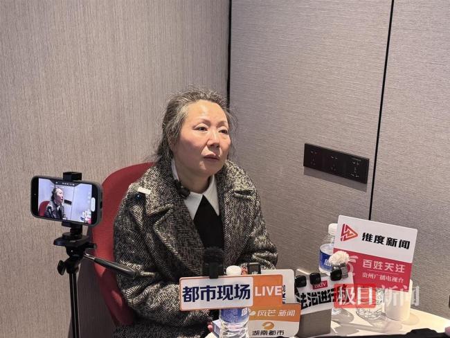 女儿家门口被害母亲以证人身份出庭 凶手无故持刀行凶