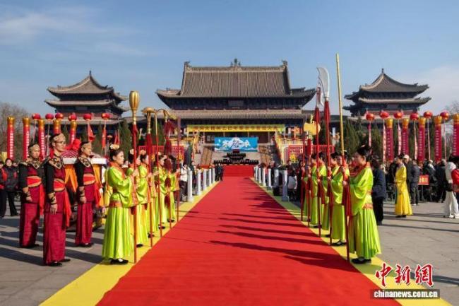 山西洪洞大槐树举办寒衣节祭祖大典 传承根祖情怀