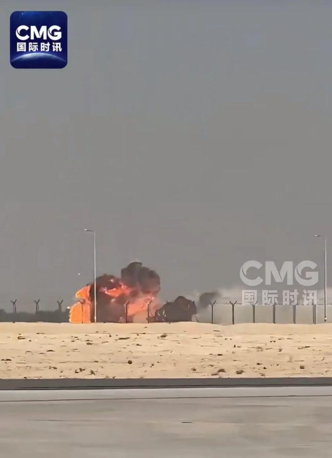 印度“光辉”战机在迪拜航展坠毁 现场浓烟滚滚