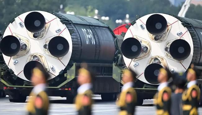 高市早苗车牌竟是这4个数 挑衅中方？ 历史记忆的符号战争