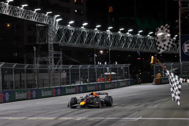 F1拉斯维加斯站正赛维斯塔潘夺冠