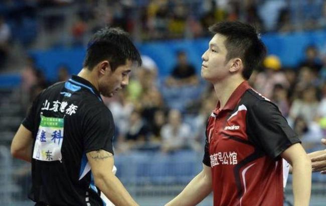 张继科回应樊振东只会拧拉搓言论 简单技术的极致之道