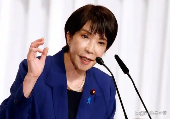 高市早苗G25混脸熟被嘲，马克龙这表情藏不住嫌弃！！