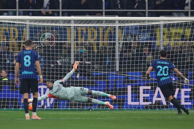 阿森納4比1熱刺 埃澤帽子戲法閃耀全場