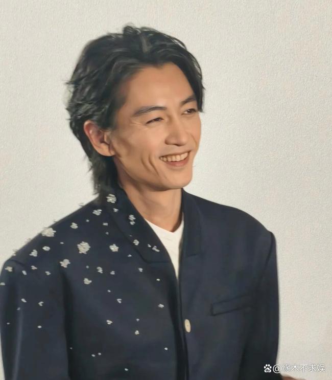 陈晓瘦到脱相 面容憔悴引关注