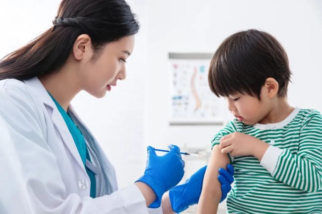 流感季醫(yī)院排到1200多號(hào) 多地進(jìn)入流感高發(fā)期