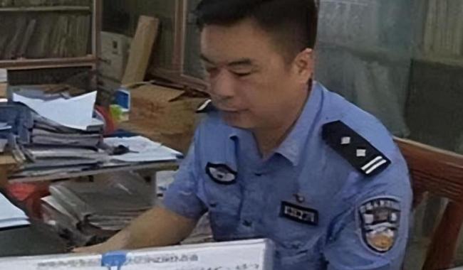 臺(tái)灣小伙帶父親遺物回家 尋親六年終團(tuán)圓