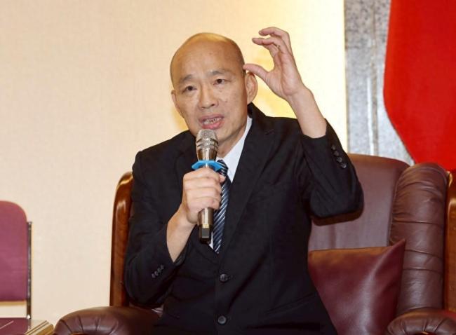 台学者：韩国瑜造势能力比卢秀燕强 仍是最大“母鸡”