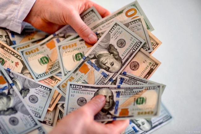 降息預(yù)熱推動美股主要股指收高 鴿派信號提振市場信心