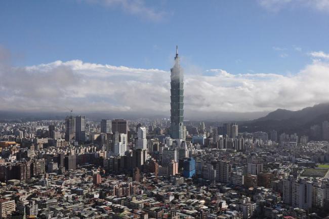 赖清德追加400亿美元军费意欲何为 引发各界热议