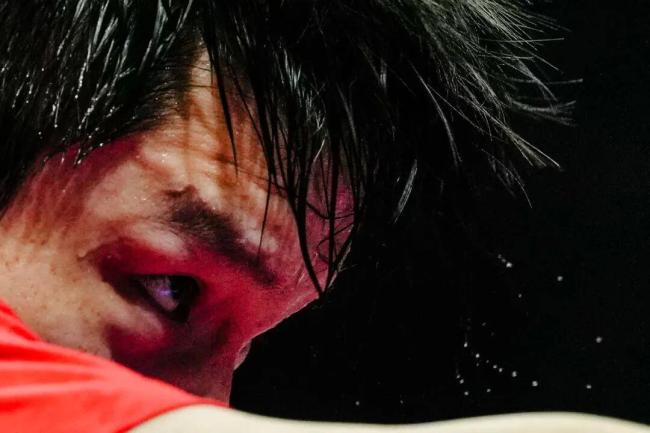 為啥乒乓球運動員老是摸球臺 擦汗與心理調(diào)適