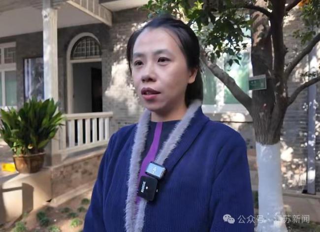 吳石后人獲贈(zèng)戶籍卡仿真件 沉默榮耀不再沉默