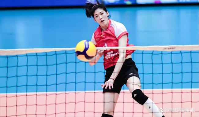 女排留洋难度对比:李盈莹像度假,庄宇珊一拖五,王媛媛被寄厚望 三人各自面临不同挑战
