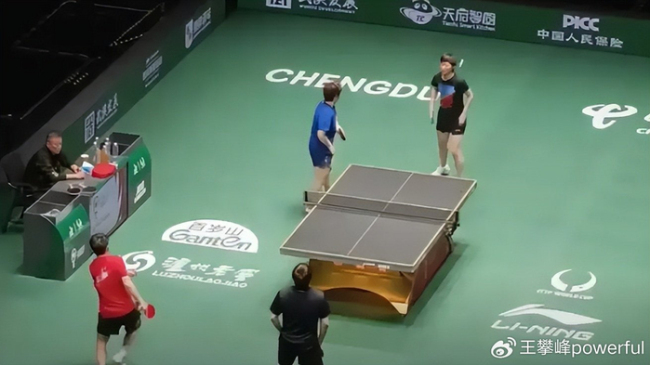 王楚钦孙颖莎同台对练 备战成都混团世界杯