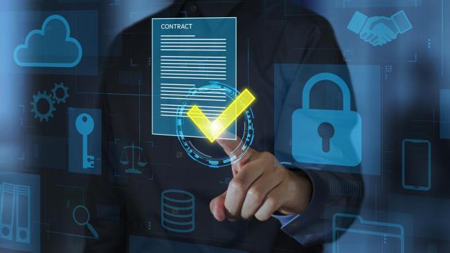 女子被造黃謠失業(yè)離婚僅獲道歉？遭遇黃謠別學(xué)她熬三年！律師教你72小時取證鐵律