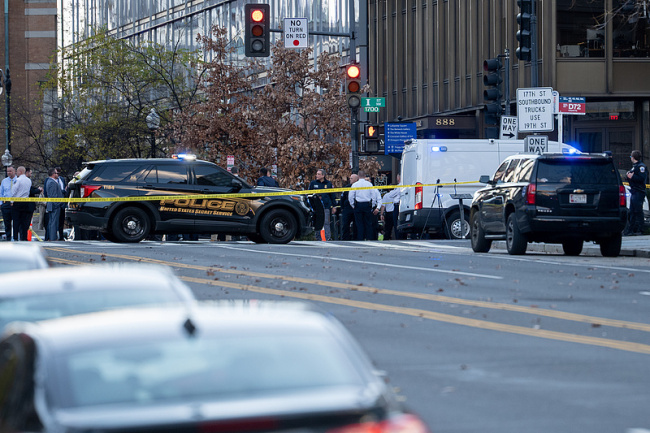 國民警衛隊員白宮附近遇襲身亡 特朗普:將嚴控移民