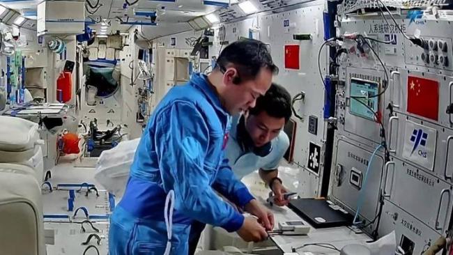 神舟二十一号乘组开展初度全系统压力济急演练 进步济急处罚能力