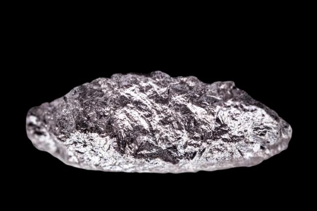 白銀緊缺庫存告急 供需革命推高價格