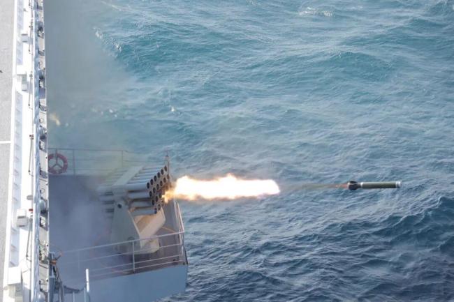 海軍湖北艦開展實戰(zhàn)化訓(xùn)練 錘煉體系作戰(zhàn)能力
