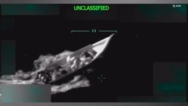 美防长被曝下令不留活口 白宫:打击出于自卫最初指令来自特朗普 舆论炸锅警告违法