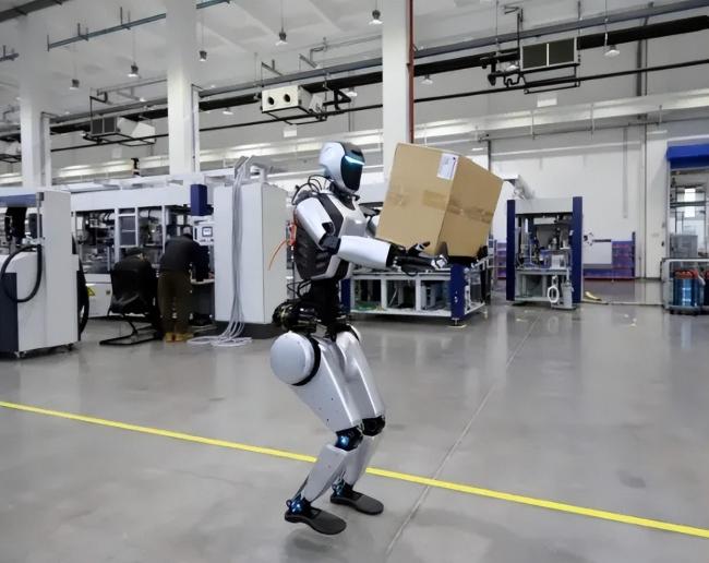 世界抽象机器人大赏 各国机器人表现引热议