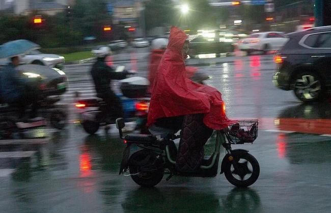 史上最嚴電動車新國標落地有何影響 安全升級引發(fā)變革
