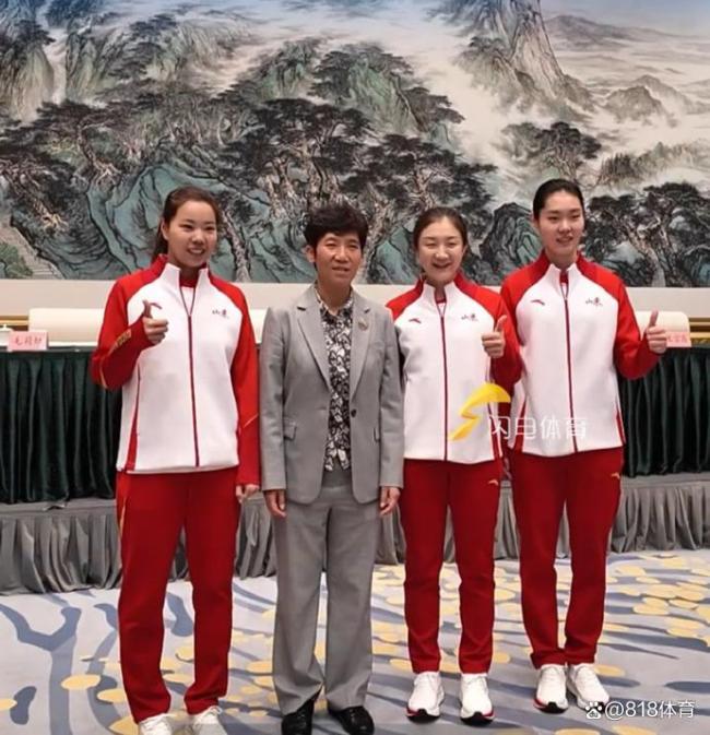 陈梦赏赐大会站C位 实至名归获点赞