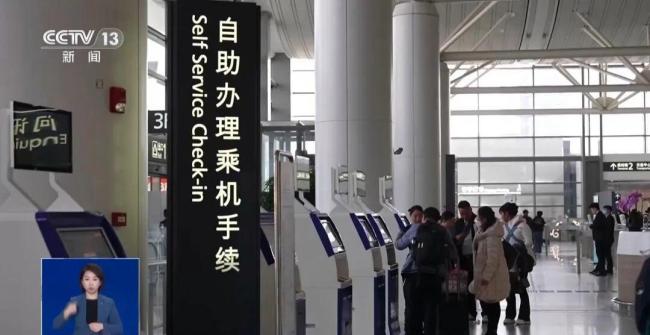 别让飞机“选座自由”被标价 航司锁座引争议