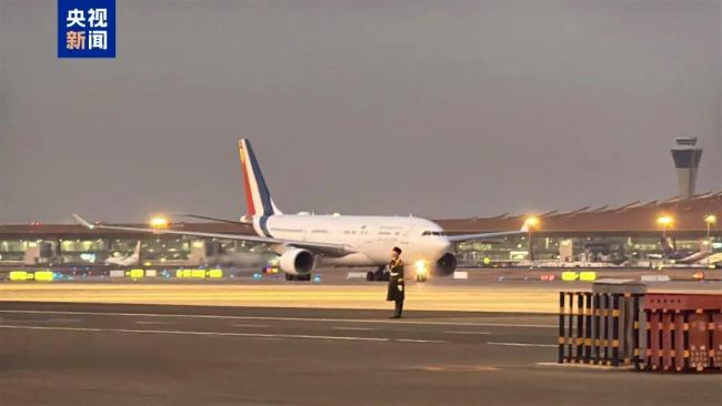 马克龙抵京照片