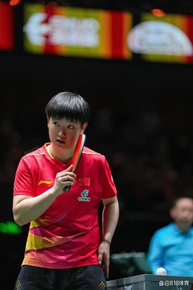 孙颖莎主动示意放弃得分重打 展现大将风度