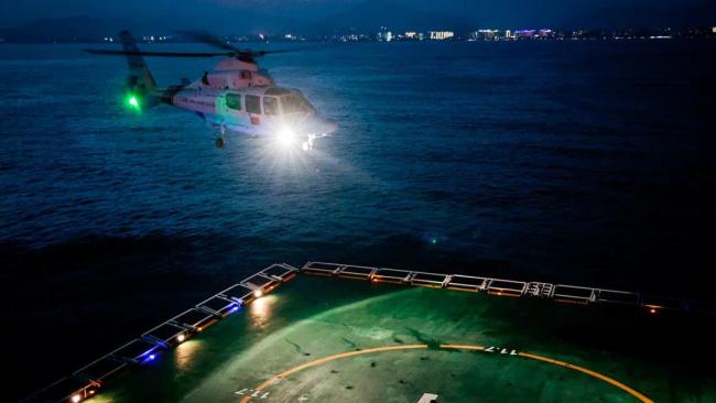 凜冬礪劍,燃動海疆練硬功