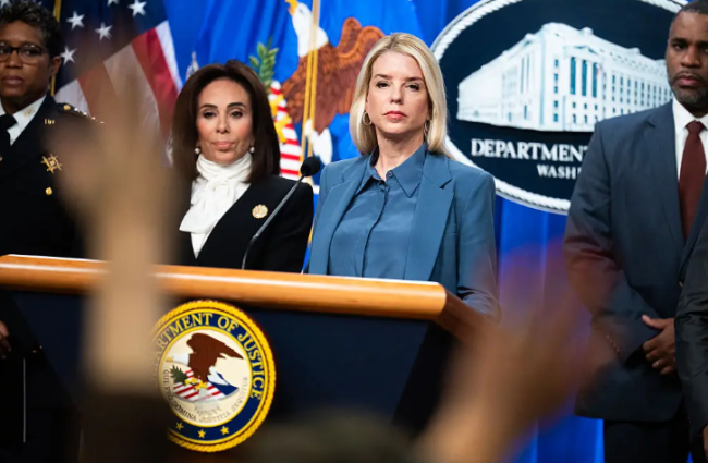 涉嫌在"國會山騷亂"前夕放置炸彈 美國一男子被捕