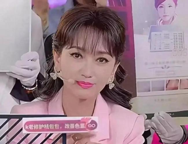 叶童说许仙是被白娘子蒙骗的 澄清退出巡演真相
