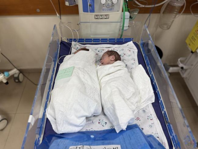 美腦死亡孕婦靠機(jī)器撐四個(gè)月后產(chǎn)子 法律綁架下的殘酷現(xiàn)實(shí)